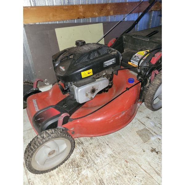 Briggs + Stanton - Jonsered Lawn Mower - Mo.725EX Excellent Used Condition