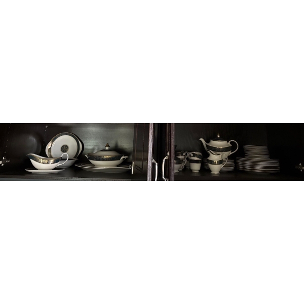 Royal Doulton Bone China 'Carlyle' Large Set - Teacups/Saucers, Gravy Boat, Creamer, Teapot, More