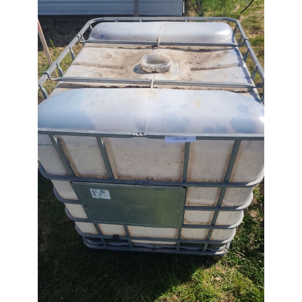 Rain Barrel w Cage
