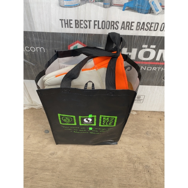 Worksite Safety Kit With Bob Dale Gloves, Amber Lights, and Banner