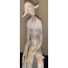 Image 5 : Nao By LLADRO Porcelain Sitting Harlequin Mandolin Player Sculpture  - 5W, 11D, 14T
