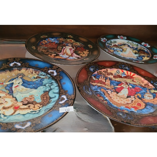 Set of 4 Painted Plates 8" Diameter