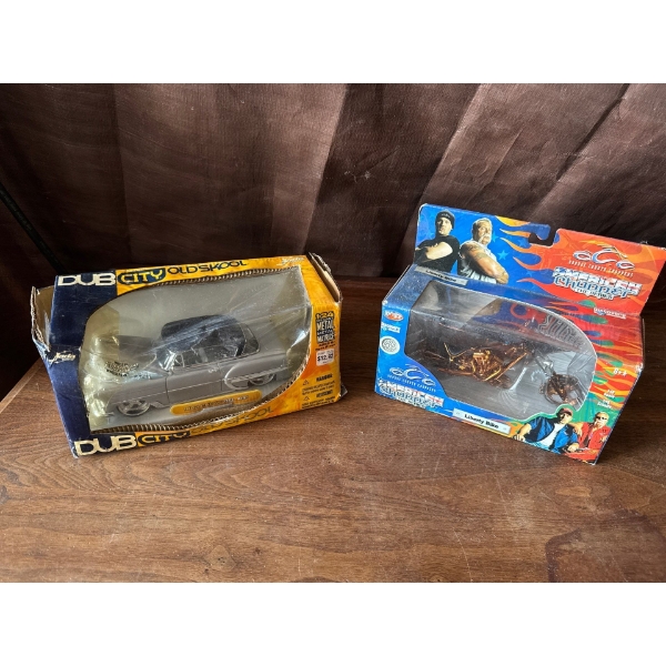 New American Chopper The Series w/ Dub City Old School Model Cars 