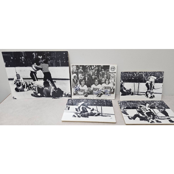 Black-and-White Hockey Memorabilia Photos, Including Signed Image