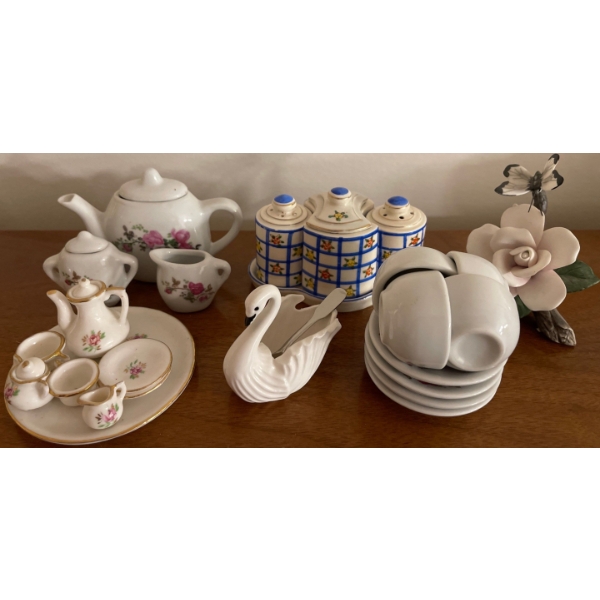 Tea Party Essentials - Miniatures 3T
