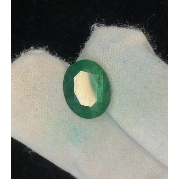 $11,475 Appraisal - 7.65 ct Cert. Emerald Gemstone