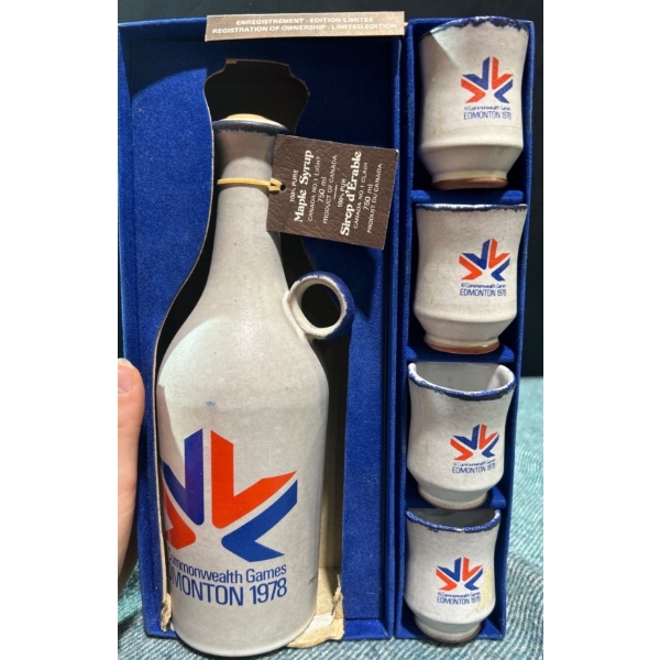 Collectable Maple Syrup Ceramic Set