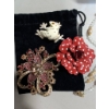 Image 4 : Costume Jewelry Including Brooches, Necklaces, and Bracelets