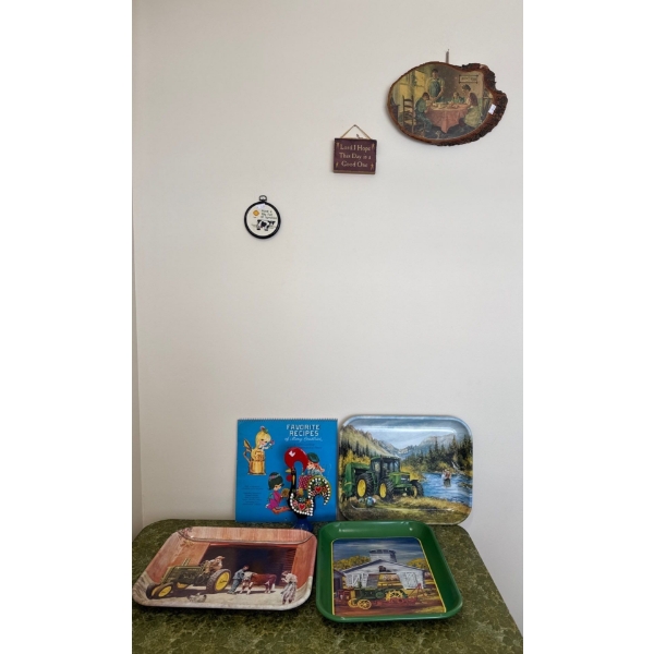 Home Decor - Hangables, Trays, Lovely Metal Rooster (8T) By Galo De Barcelos, Made in Portugal 