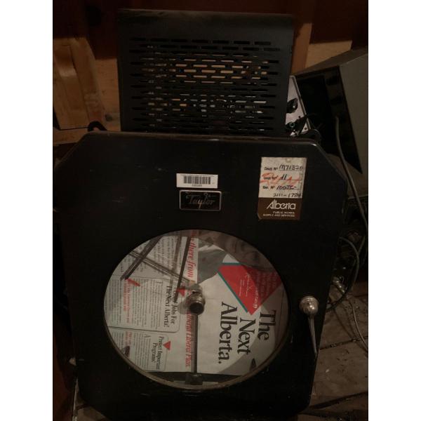 Mystery Vintage Electronic Hoard 
