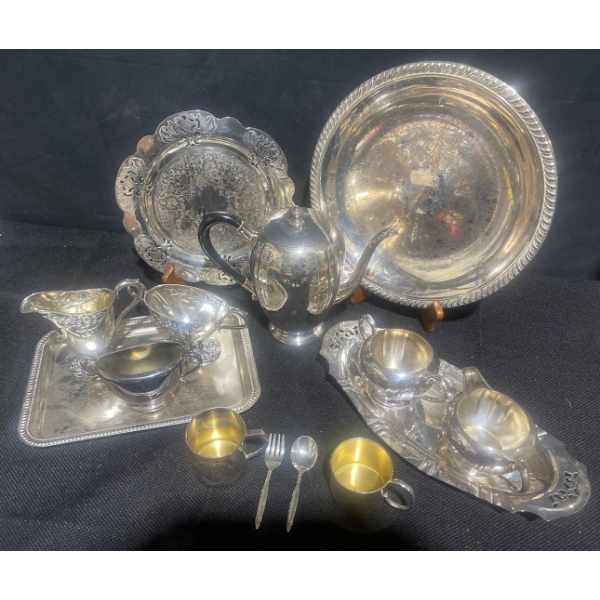 Attractive Vintage Silver Serving Set E.P.N.S. 10W