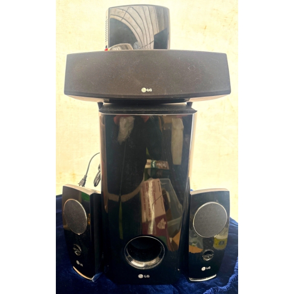 LG Home Theatre System Mo.SH93PA-W