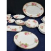 Image 4 : Royal Albert "American Beauty" China Serving Pieces