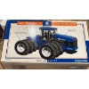 Image 2 : New Holland 82 Series Versatile 9882 4WD Tractor Collectors Edition