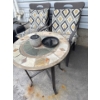Image 3 : Patio Chairs & Table (Cracking on Table) 
