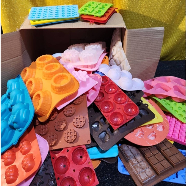 Silicone Candle Making Molds in Various Shapes and Sizes