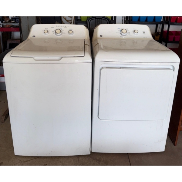 General Electric White Washer And Dryer Units 27 x 27 x 38 tall (Both Machines)