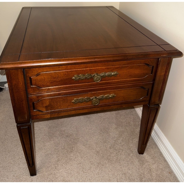 Mahogany End Table 