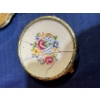 Image 5 : Petit-point Vanity Set