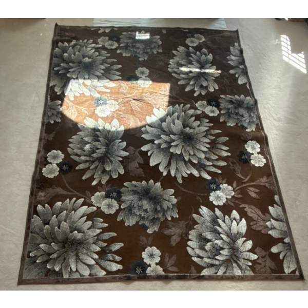 Large Area Floral Design Area Rug/Carpet  (118x91")