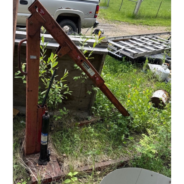 Blackhawk Engine Hoist, Model No. 67572,  Missing Ram Part, Jack Included 