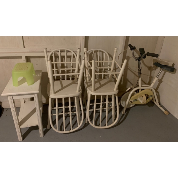 Table w/ Chairs (Table- 20W, 12D, 25T; Chair is 33T) & Speeder Bike 