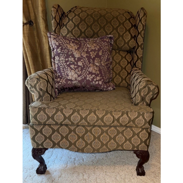 Luxury Wingback Arm Chair - Parlor Chair 28x36x42