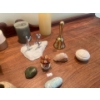 Image 3 : Assortment of decor