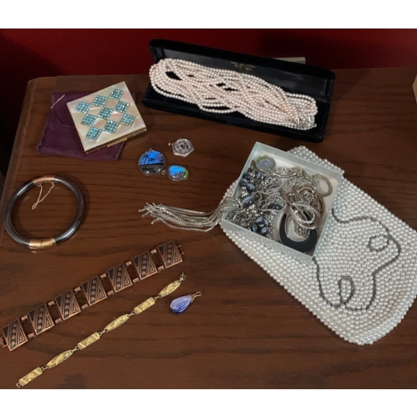 Vintage Ladies Costume Jewellery Collection w/ Clutch Purse