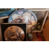 Image 15 : Photo Boxes, Seashell Decor 27 T,  Penguin 19 T, Two Sconces 4.5 W, 21 T, Clock 5.5 T and More!