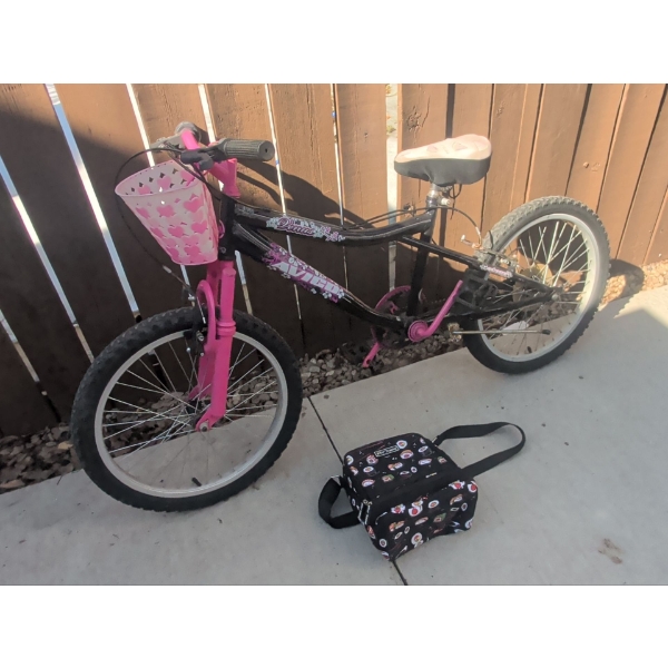 Girls Venus Avinco Front Suspension Mountain Bike w/ Betsy Johnson Insulated Lunch Bag 