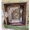 Image 5 : 7 Picture Frames and 2 Metal Organizers