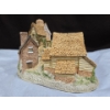 Image 5 : Hand Carving 'Brookside Hamlet' By David Winter 