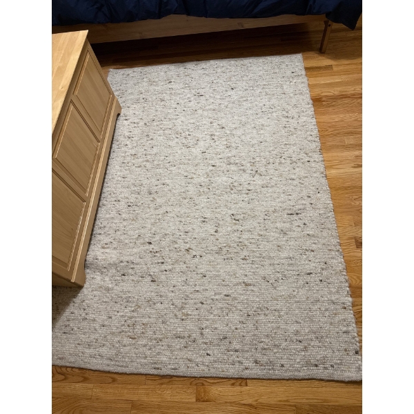 Needlepoint w/ Rug (56x78)