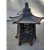 Image 2 : 2 Cast Iron Garden Ornaments - Pagota Huts 8T