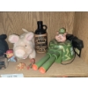 Image 3 : Plush Toys, Figurines, and Novelty Items