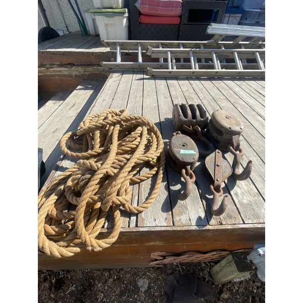 Antique Heavy Duty Block and Tackle 30 Feet of Heavy Duty Rope