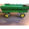 Image 5 : ERTL John Deere Tractor w/ Flare Box Wagon & More 21L