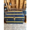 Image 1 : Blue Trunk w20" L30" H 20"