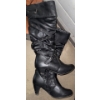 Image 2 : Vintage Ladies Outerwear - Size 9 - Boots & More