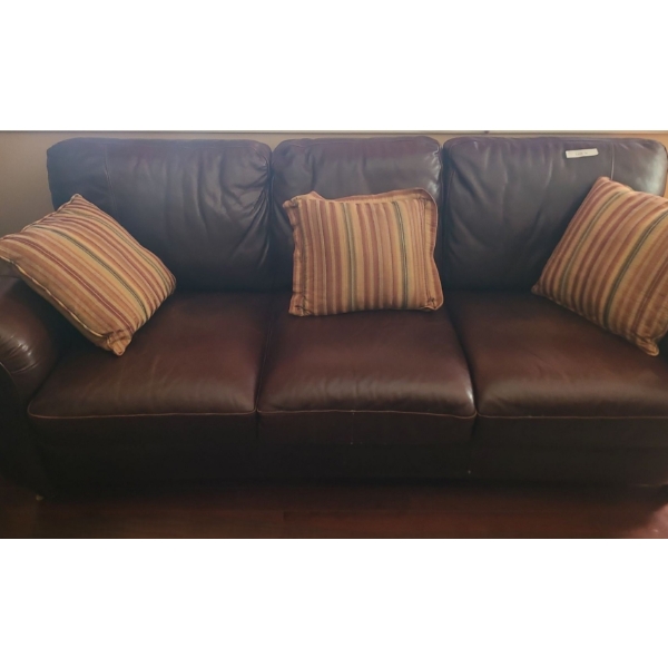 Natuzzi Leather 3 Seater Brown Club Couch w Pillow 92 w 34 h