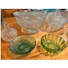 Image 2 : vintage crystal footed bowl, vintage Anchor Hocking Wexford Pattern pressed glass footed large fruit