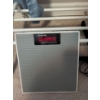 Image 3 : Metal Garment Rack w/ Hangers Digital Sunbeam Scale & 3 ft Oscillating Floor Fan 