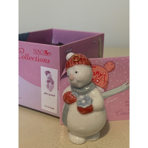  NAO By LLADRO 'Im in Love' Porcelain Snowman - 3T 