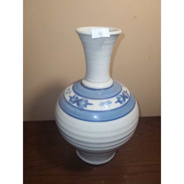 Speers (Jim) Vase w/ Blue Painted Design 3.5" Diameter Base, 10 T