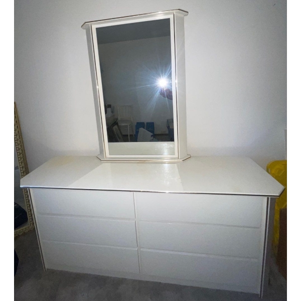 Veneered 6 Drawer Dresser w/ Mirror 63x61