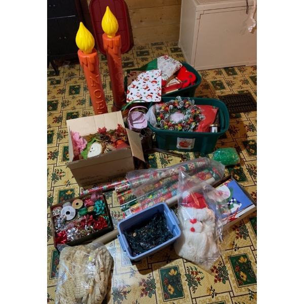 Holiday Supplies 