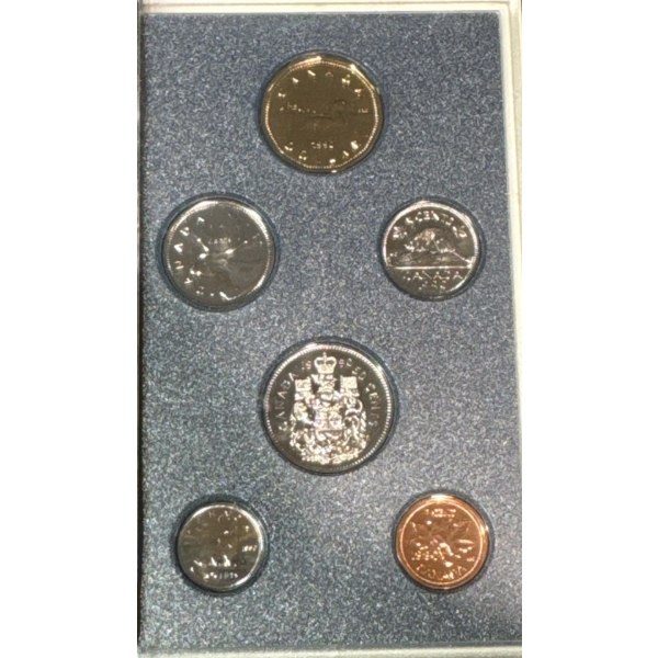 2001 Royal Canadian Mint 3-Cent Coin and Stamp Set
