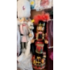 Image 2 : Nutcrackers (Tallest: 20 T), Santa Globe (In Box), Candle Hurricane, Runners and More!