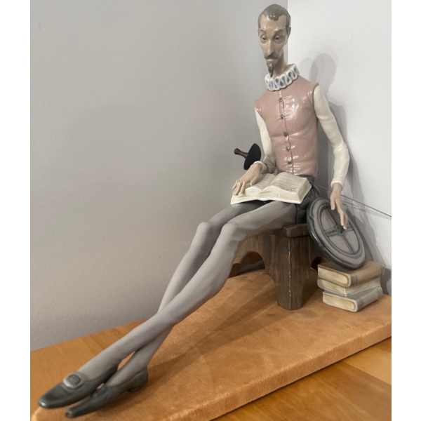 Lladro Porcelain Figurine - Don Quixote Seated Reading 9x19x15.75 Made In Spain 